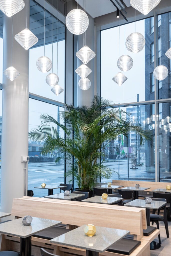 Entti Design vihersisustus Helsinki Unity kahvila