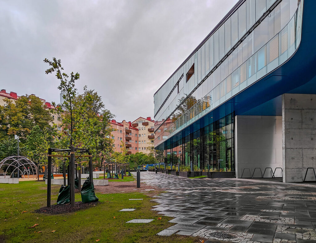 Piharakentaminen ja viherrakentaminen Helsinki, Töölö, Meander.