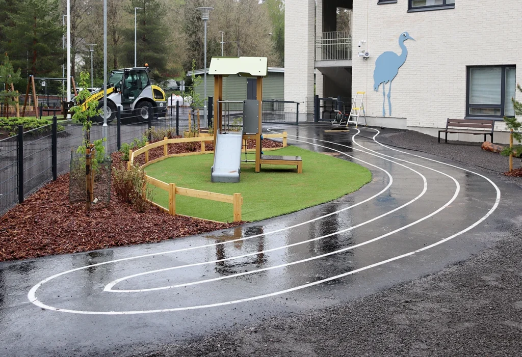 Entti VS Viherrakentaminen Kairiskulman päiväkoti pienten puoli reitti