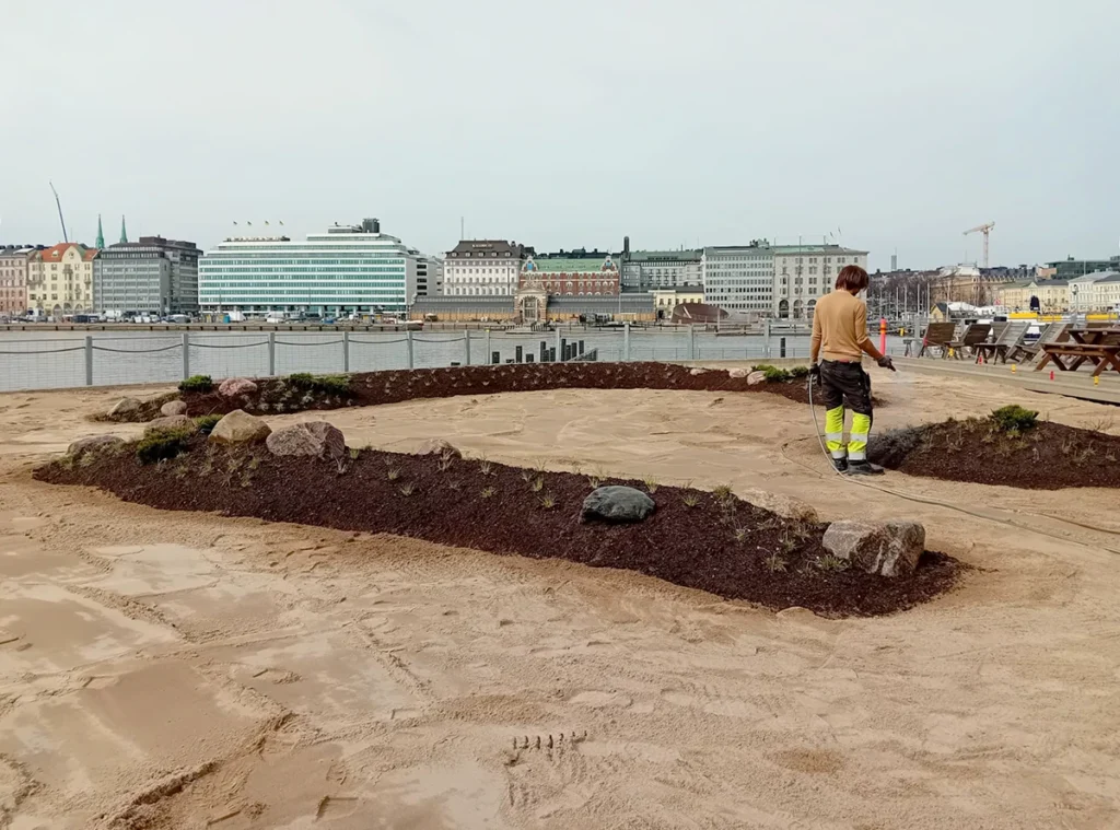 uusimaa viherrakentaja allas sea pool istutusten kastelu