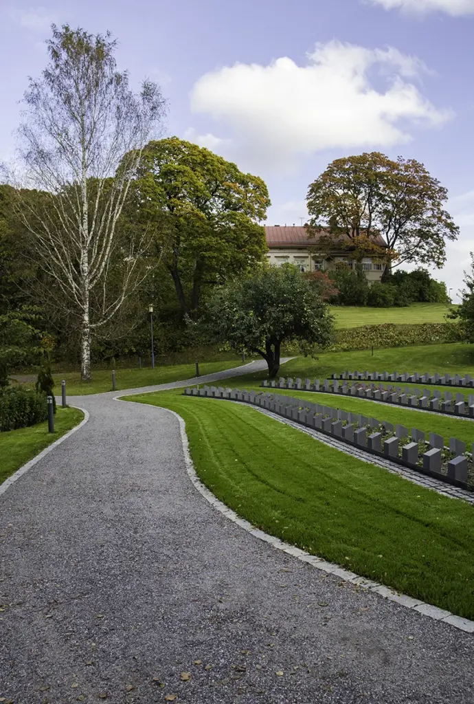 Entti VS Katariinan hautausmaan muistolehto ruska ja pappila
