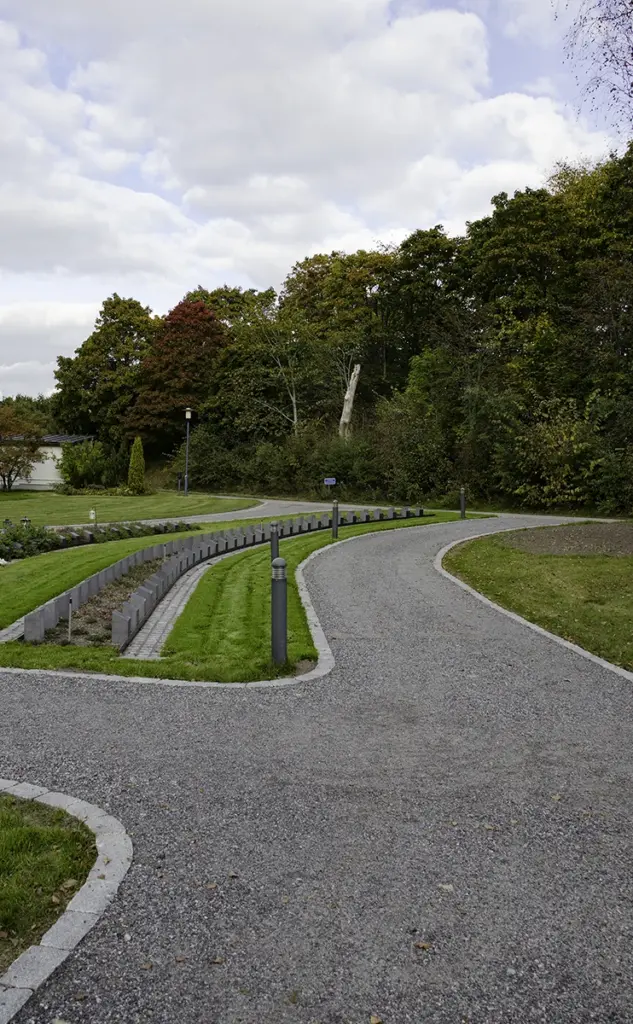 Entti VS Katariinan hautausmaan muistolehto käytävät ja ruska