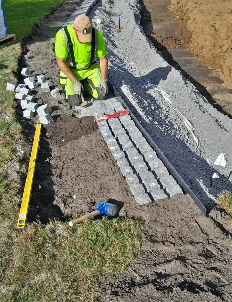 Entti VS Katariinan hautausmaan muistolehto urakka noppakivet asennus