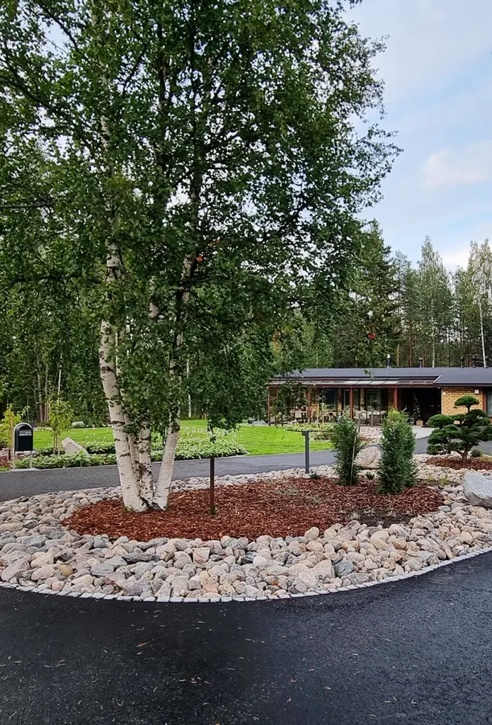 entti design pihasuunnittelu, ajotie, tonttien liittymätie